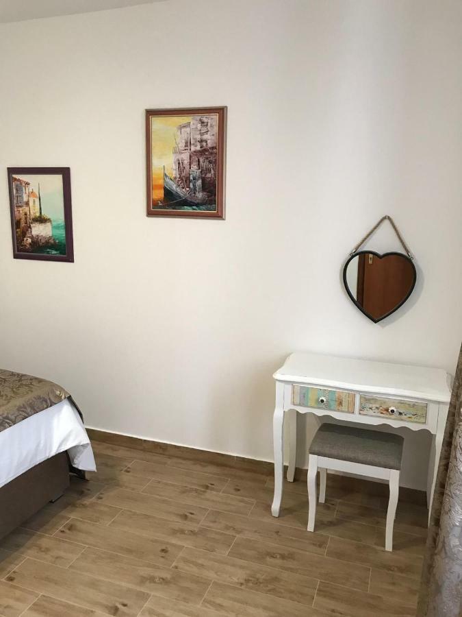 Apartment Center Roko Split Eksteriør bilde